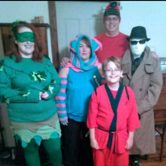 Meet your Posher, Misty and Shane - Picture 3 of 4